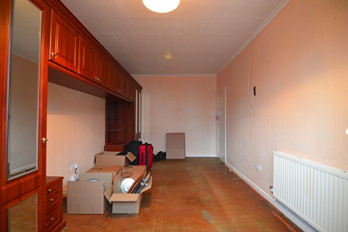 2 Bedroom Bungalow For Sale In Parkstone Road, Leicester, LE5