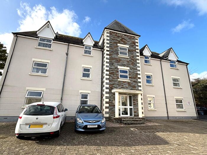 2 Bedroom Flat To Rent In Lyndon Court, Pillmere, Saltash, PL12