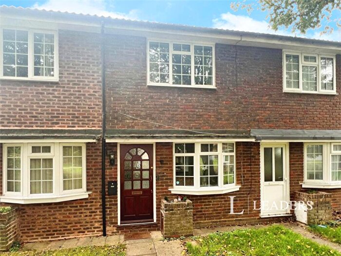 2 Bedroom Terraced House To Rent In Burleigh Piece, Buckingham, Buckinghamshire, MK18