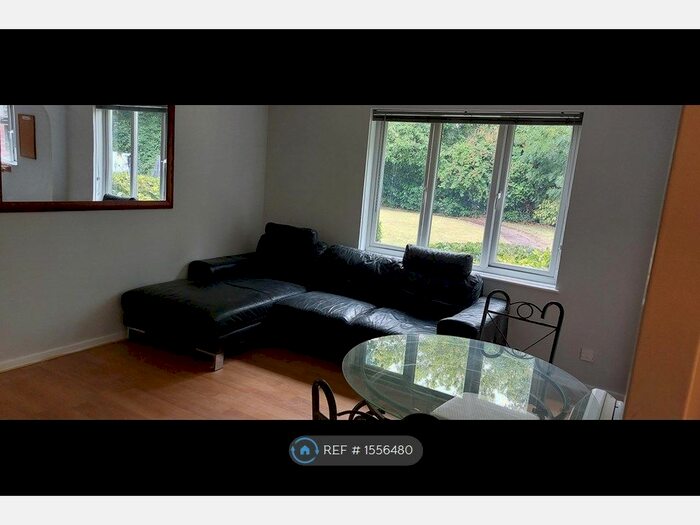 Studio To Rent In Thackeray Lodge, Feltham, TW14