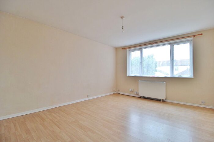2 Bedroom Flat For Sale In Devonshire Avenue, Southsea, PO4