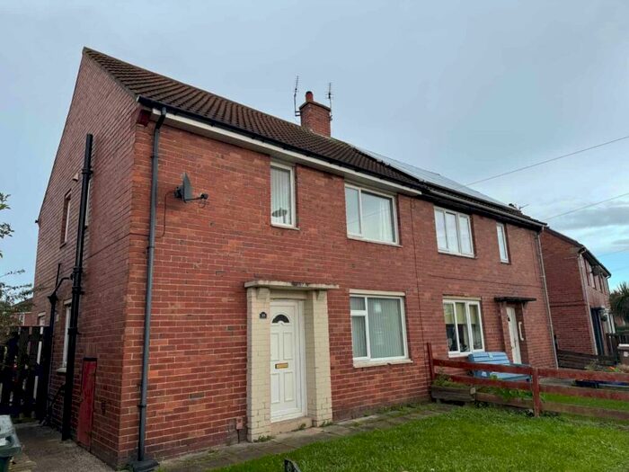 3 Bedroom Semi-Detached House To Rent In Ilford Road, Wallsend., NE28