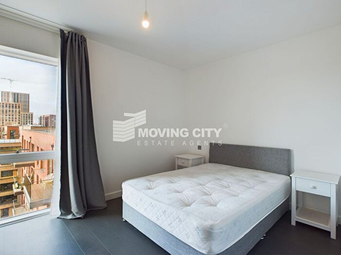 2 Bedroom Flat For Sale In Thonrey Close, Peacon House, NW9