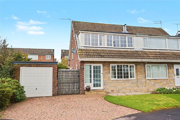 3 Bedroom Semi Detached House For Sale In Kenworthy Rise, Holt Park, Leeds, West Yorkshire, LS16