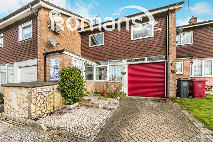 3 Bedroom Terraced House To Rent In Barnsdale Road, Reading, RG2