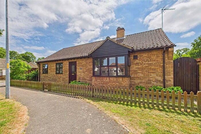 3 Bedroom Detached Bungalow For Sale In Vincent Close, Feltwell, IP26