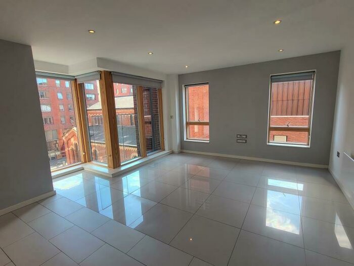 2 Bedroom Apartment To Rent In Apt . :: Ice Plant, M4