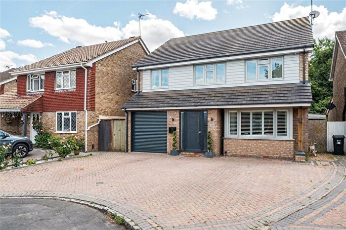 5 Bedroom Detached House For Sale In Hambledon Close, Earley, Wokingham, RG6