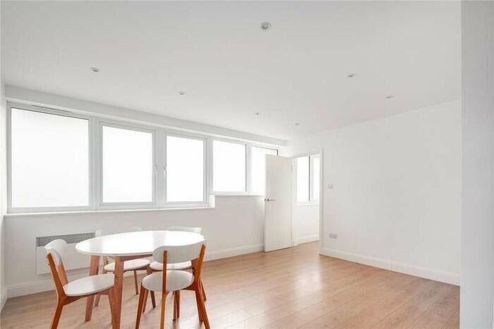 1 Bedroom Maisonette To Rent In Balmes Road, Haggerston, N1