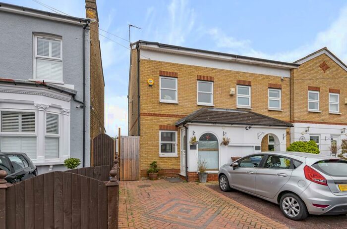 4 Bedroom Terraced House To Rent In Upland Road East Dulwich, SE22