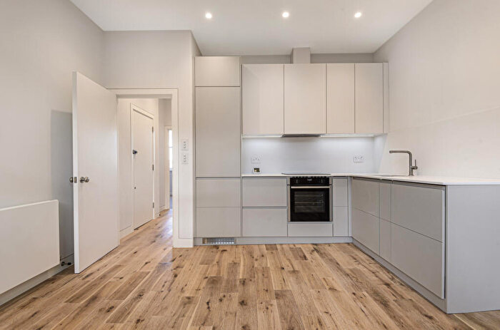 2 Bedroom Apartment To Rent In Parkhill Road, Belsize Park, NW3