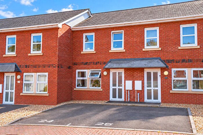 3 Bedroom Terraced House For Sale In Ackland Close, Bideford, EX39