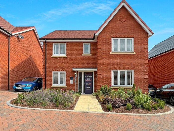 4 Bedroom Detached House For Sale In Steed Croft, Halstead, CO9