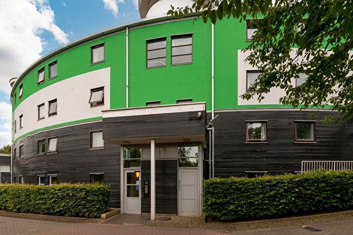 3 Bedroom Flat For Sale In / Slateford Green, Edinburgh, EH14