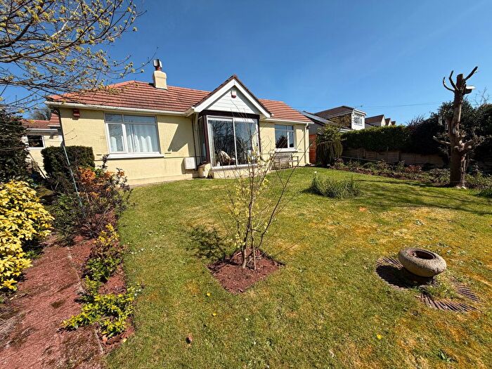 3 Bedroom Bungalow For Sale In Totnes Road, Paignton, Devon, TQ4