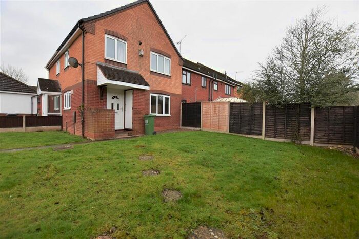 2 Bedroom Property To Rent In Debdale Avenue, Lyppard Woodgreen, Worcester, WR4