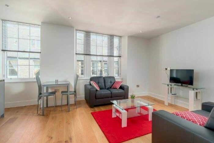1 Bedroom Flat To Rent In Thistle Street, City Centre, Edinburgh, EH2