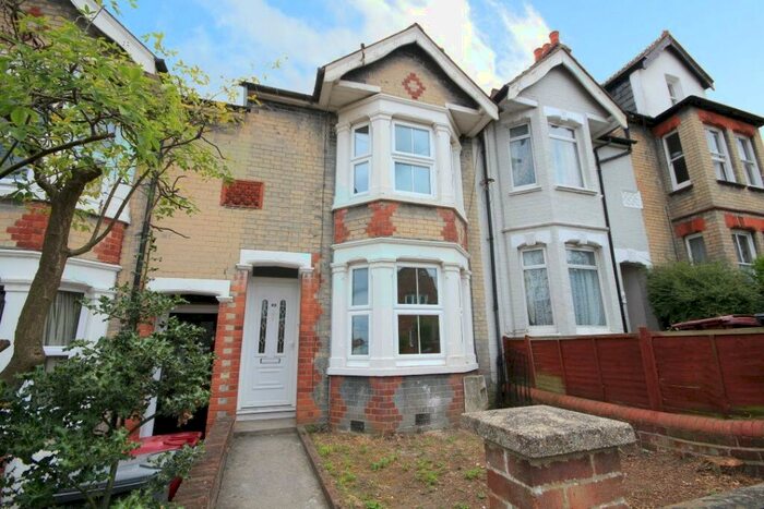 3 Bedroom House To Rent In Lorne Street, Reading, Berkshire, RG1