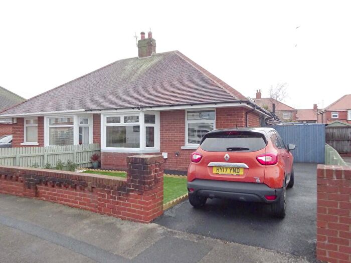 2 Bedroom Semi-Detached Bungalow For Sale In Eversleigh Avenue, Thornton-Cleveleys, Lancashire, FY5