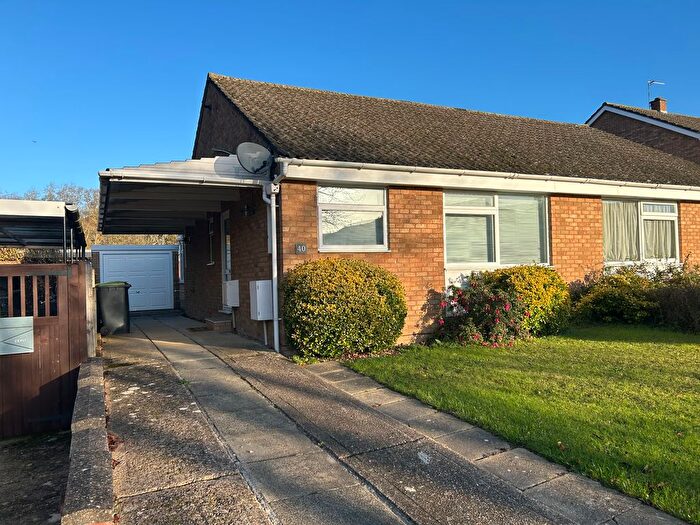 2 Bedroom Bungalow To Rent In Springfield Drive, Bedford, MK43