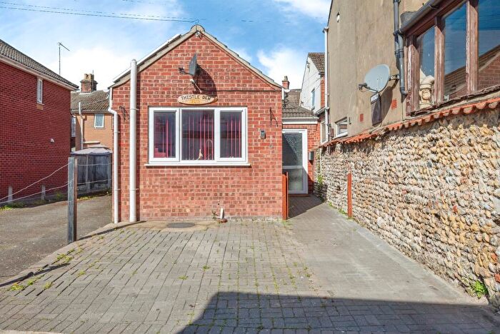 1 Bedroom Detached Bungalow For Sale In Bermondsey Place East, Great Yarmouth, NR30