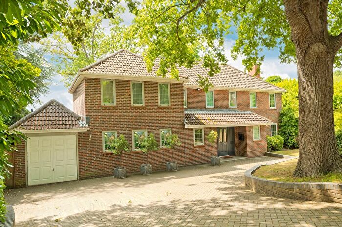 5 Bedroom Detached House To Rent In The Gardens, Esher, Surrey, KT10