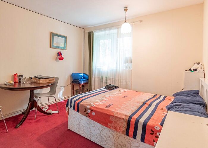 1 Bedroom Flat For Sale In Boden House, Shoreditch, London, E1