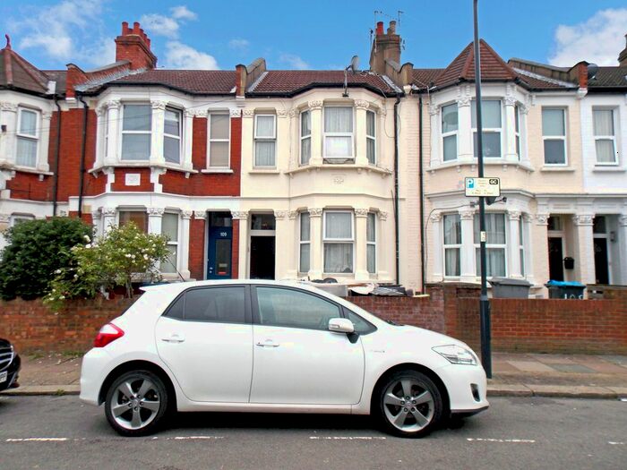 1 Bedroom Maisonette To Rent In Sandringham Road, Willesden, London, NW2