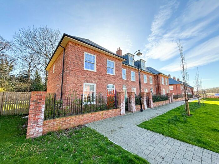 3 Bedroom End Of Terrace House For Sale In Rectory Green, Lambton Park, Chester-Le-Street, County Durham, DH3