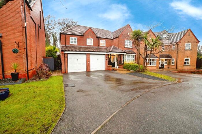 6 Bedroom Detached House For Sale In Paddock Close, Mansfield, Nottinghamshire, NG18