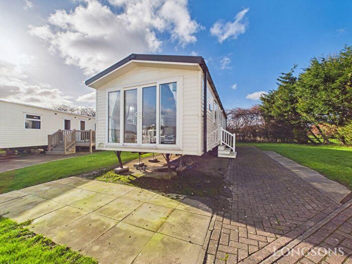 3 Bedroom Park Home For Sale In Amble Links Holiday Park, NE65