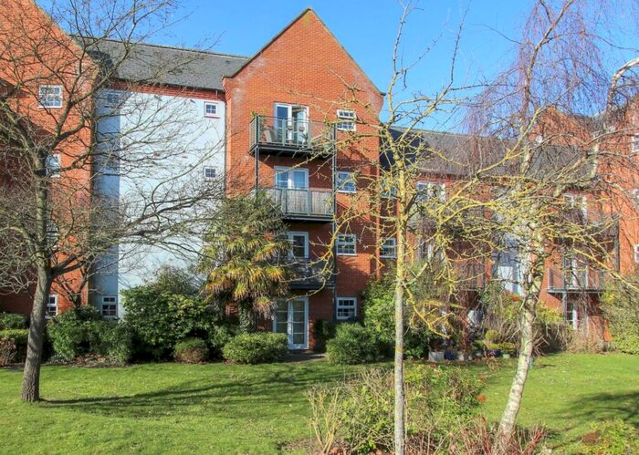 2 Bedroom Flat To Rent In Smiths Wharf, Wantage, OX12
