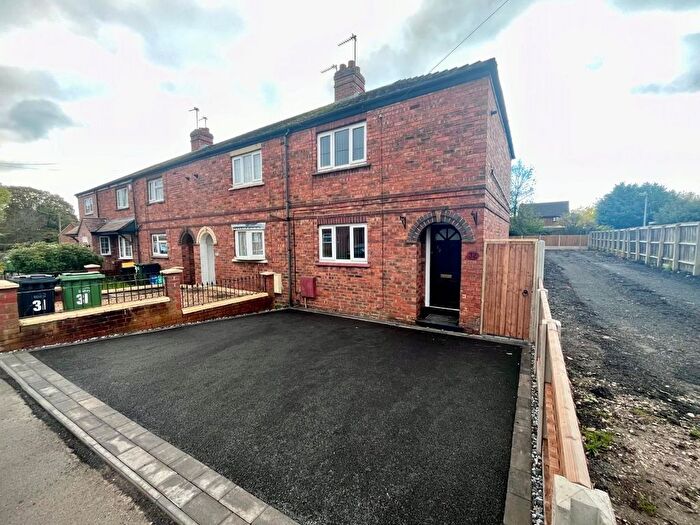 2 Bedroom Property To Rent In Southall Crescent, Coseley, Bilston, WV14