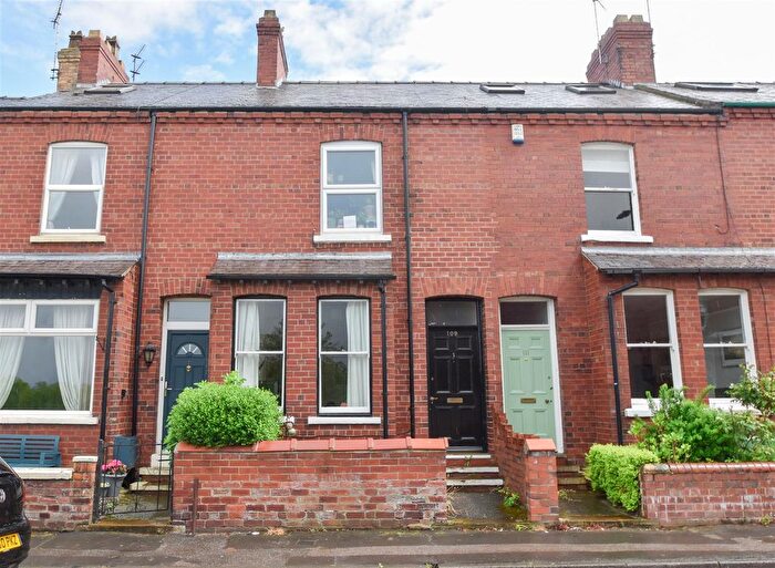2 Bedroom Terraced House To Rent In Albemarle Road, York, YO23