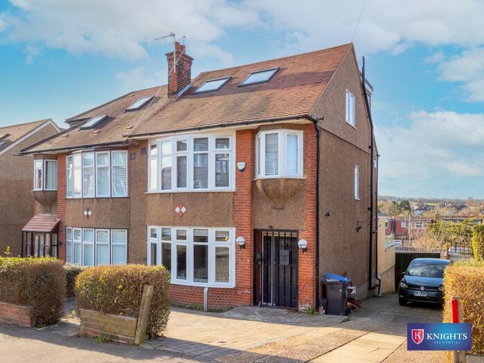 4 Bedroom Property To Rent In Slades Gardens, London, EN2