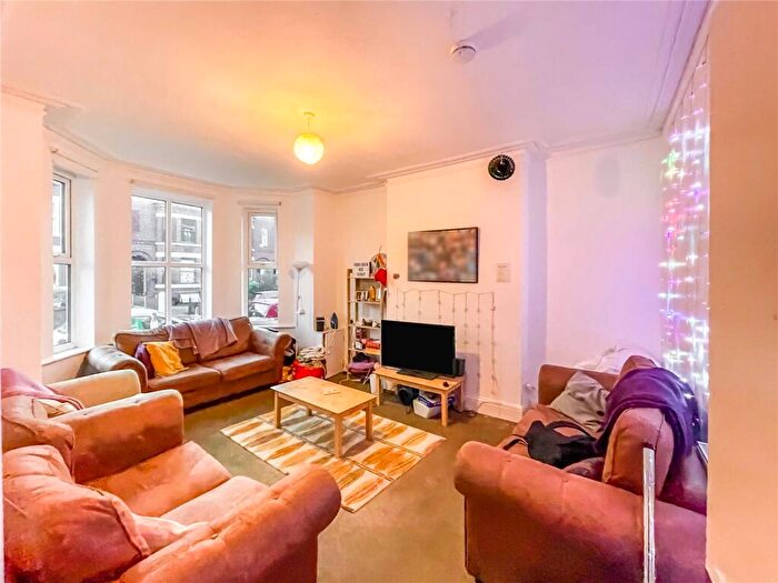 8 Bedroom House To Rent In Goulden Road, West Didsbury, M20