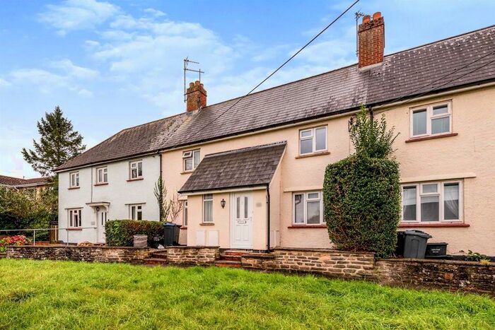 2 Bedroom House To Rent In London Road, Chippenham, SN15