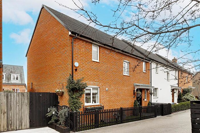 3 Bedroom End Of Terrace House For Sale In Clements Close, Puckeridge, Ware, SG11