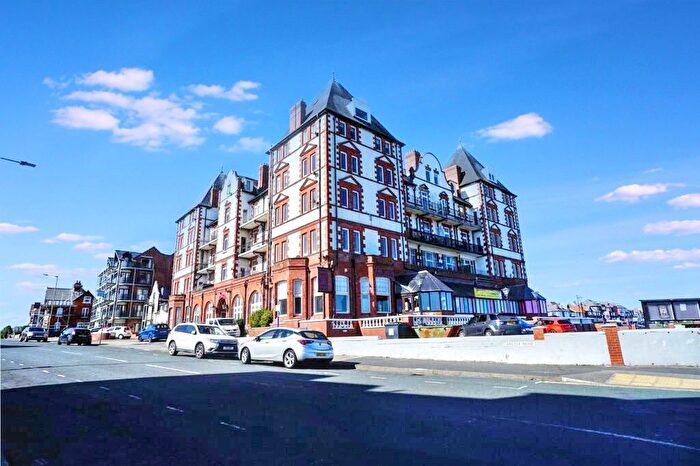 2 Bedroom Flat For Sale In Argyle Road, Whitby, YO21