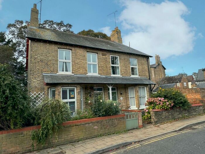 2 Bedroom Semi-Detached House To Rent In Silver Street, Ely, CB7