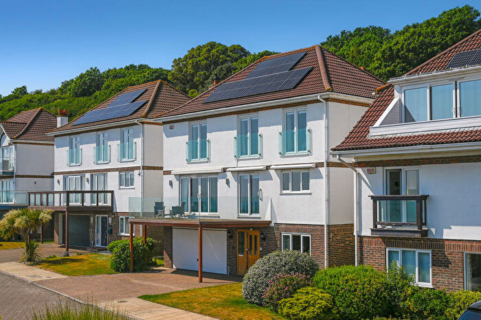 4 Bedroom Detached House For Sale In Sandgate, Folkestone, CT20