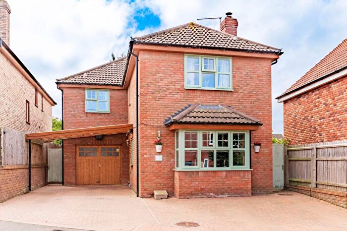 4 Bedroom Detached House For Sale In Seaview Crescent, Sheringham, NR26