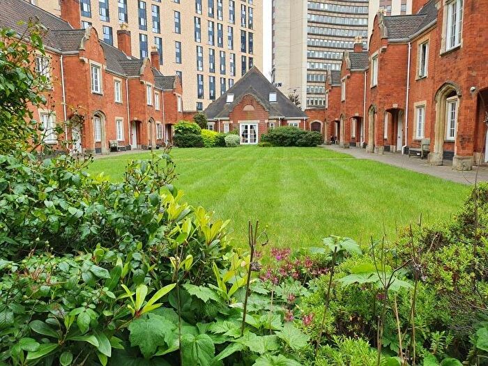 1 Bedroom Flat To Rent In Ladywood Middleway, Birmingham, West Midlands, B16