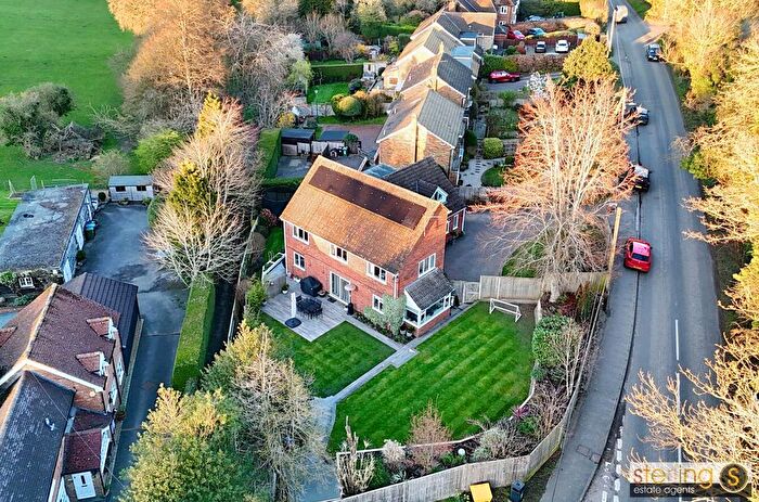 5 Bedroom Detached House For Sale In Potten End, Berkhamsted, HP4