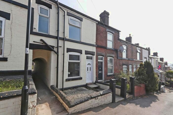3 Bedroom Terraced House To Rent In Limpsfield Road, Sheffield, South Yorkshire, S9