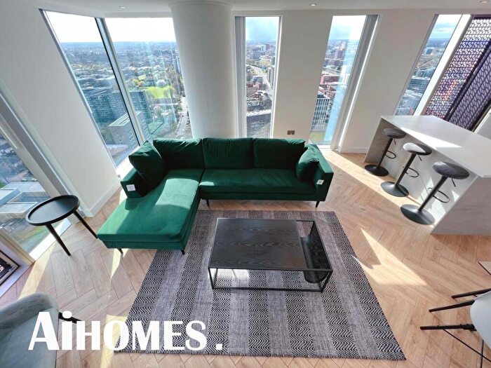 2 Bedroom Flat To Rent In Et, Chester Road, Manchester, M15