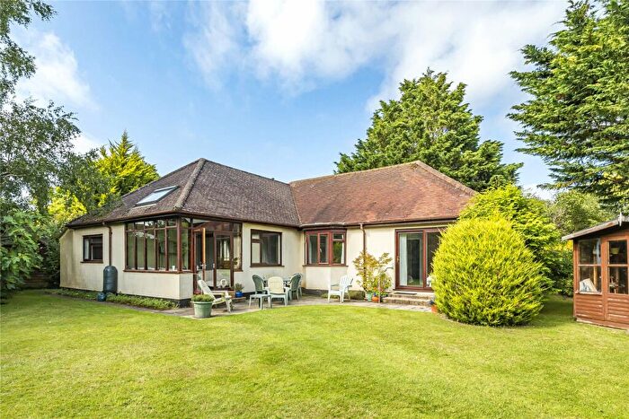 5 Bedroom Bungalow For Sale In Kings Lane, Sway, Lymington, Hampshire, SO41