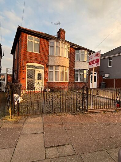 3 Bedroom Semi-Detached House To Rent In Dean Road, Leicester, LE4