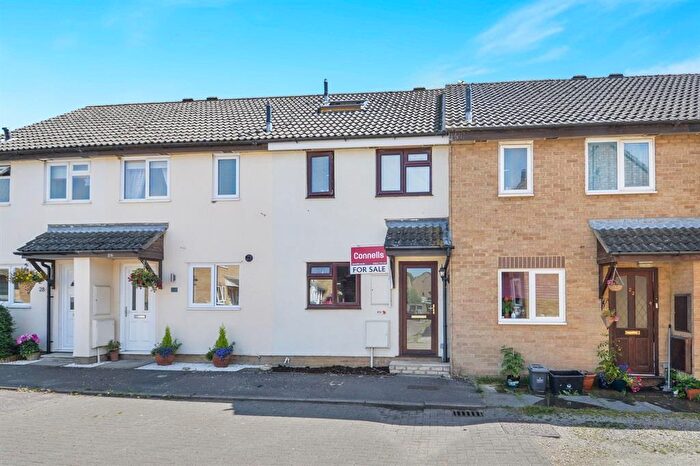 3 Bedroom House To Rent In Thorney Leys, Witney, OX28