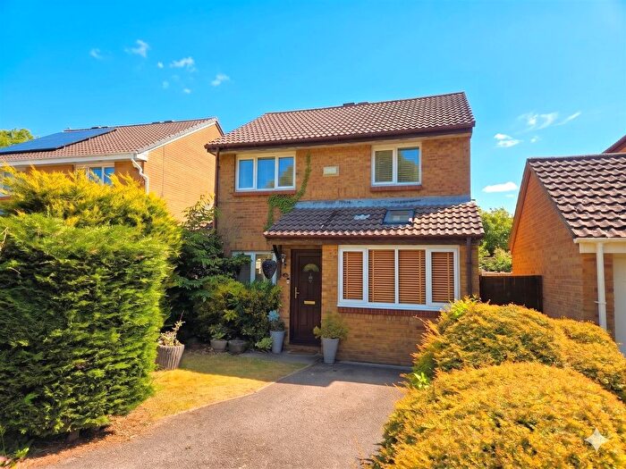 3 Bedroom Detached House For Sale In Primrose Way, Locks Heath, SO31
